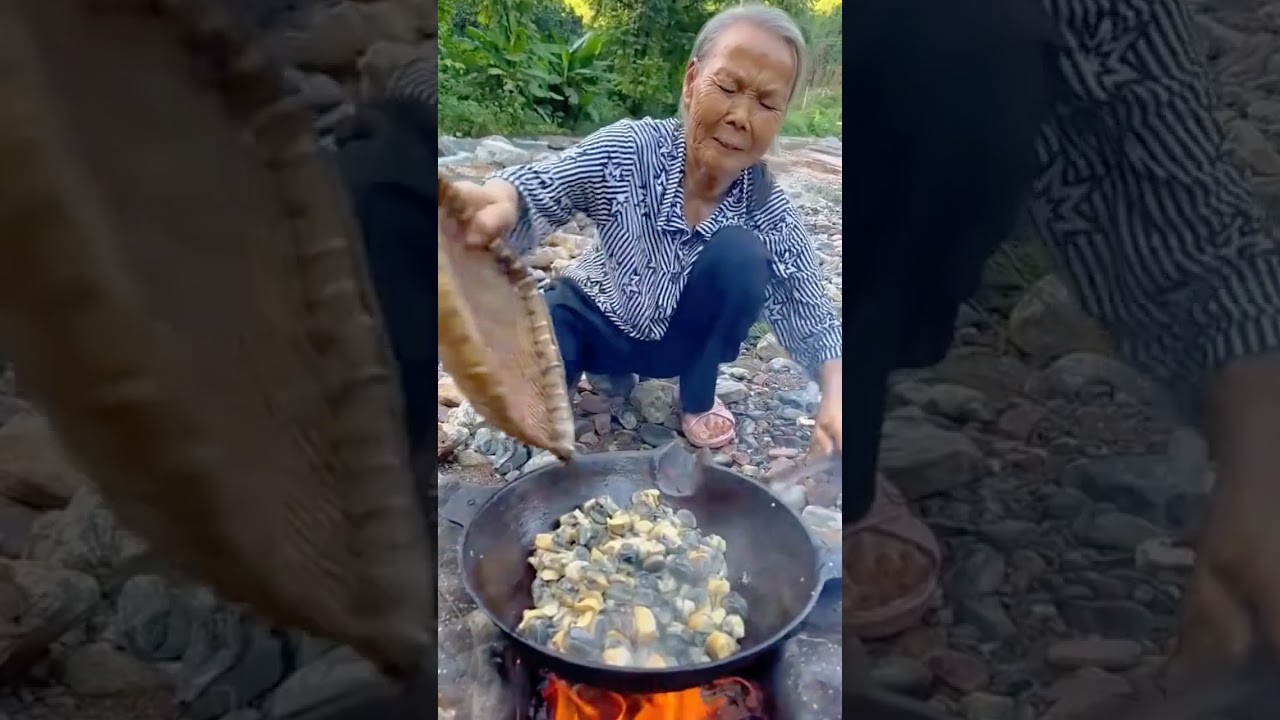 TRADISIONAL Food#tradisionalfood #masakdialam #masakankampung #foodvlog #masakankampung #foryou