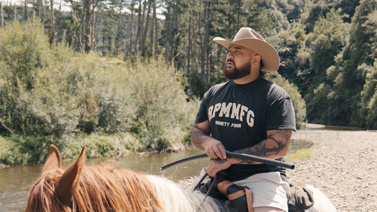 Hori Shaw - Country Mon (Official Music Video) ft. Classick J