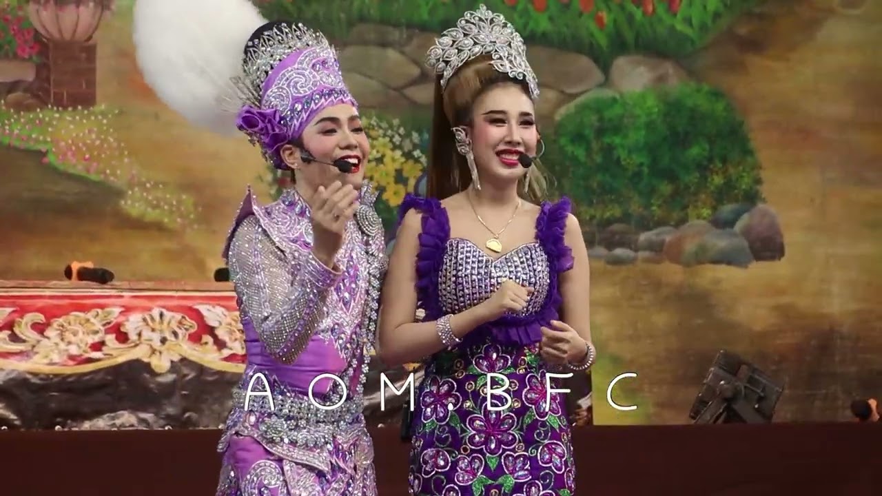 เคมีคู่นี้น่ารักมากก พี่เอสน่าจะพักนานลืมเนื้อเพลงไปบ้าง แย่งน้องร้องบ้าง 5555555