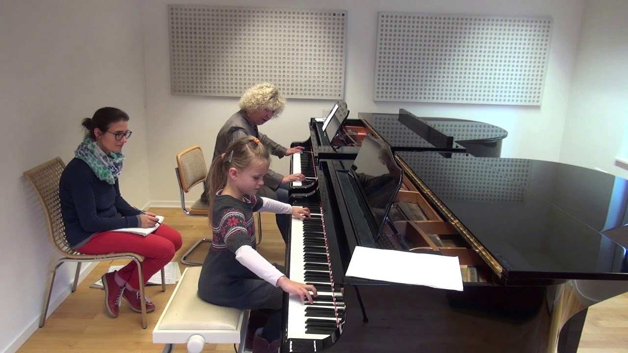 10.11.2019 Cassia Lott: Mira Marchenko piano master-class at Zakhar Bron School of Music, Zurich