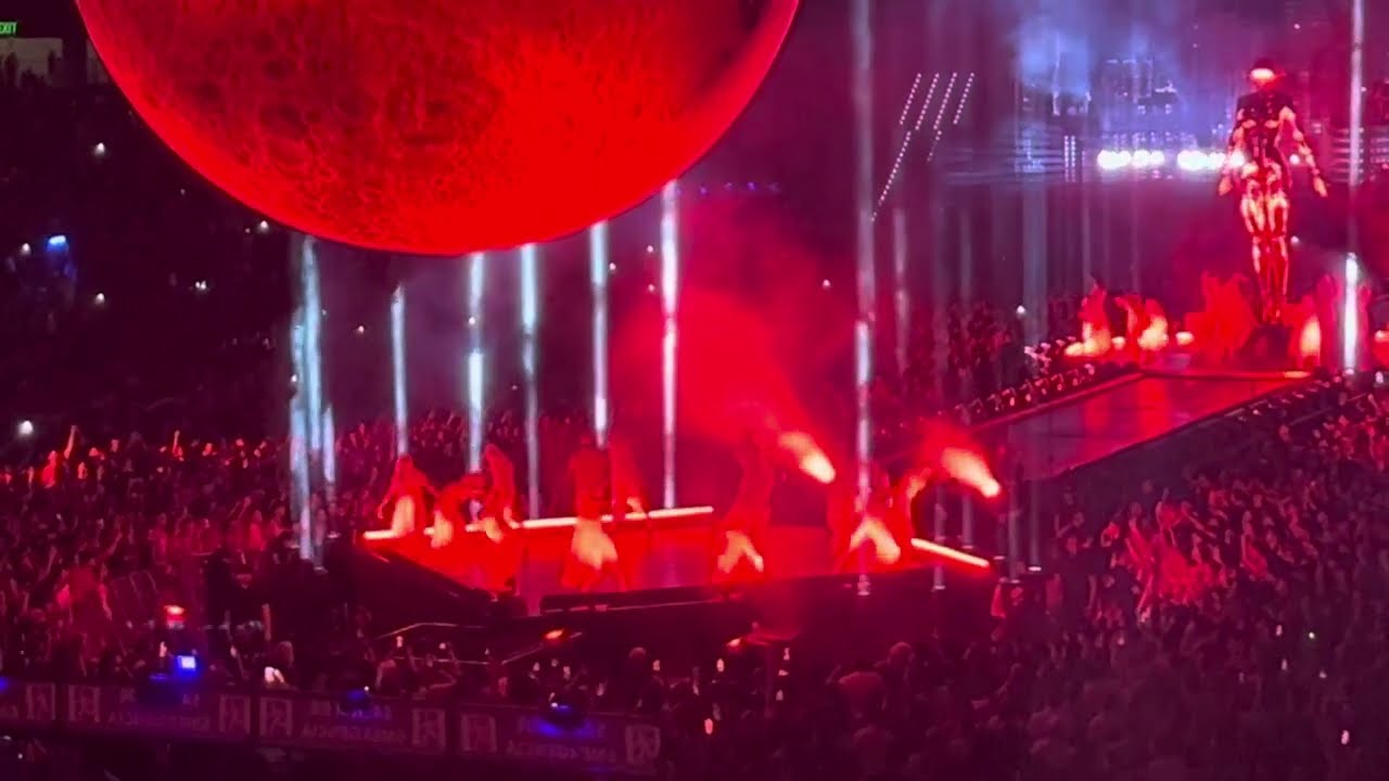 THE WEEKND - I Was Never There (Live in Madrid)