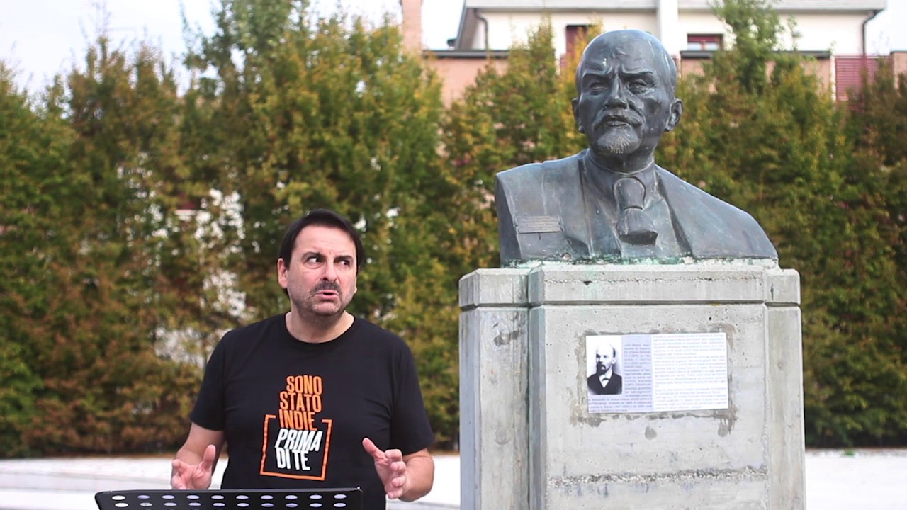 Non avere paura (Vladimir) | Max Collini legge l'indie