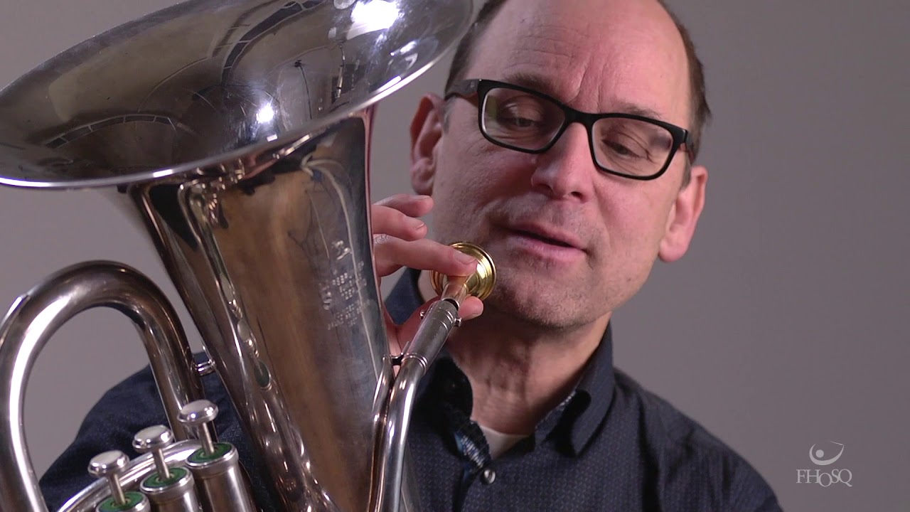 Euphonium - L'assemblage de l'instrument et l'adoption d'une bonne posture