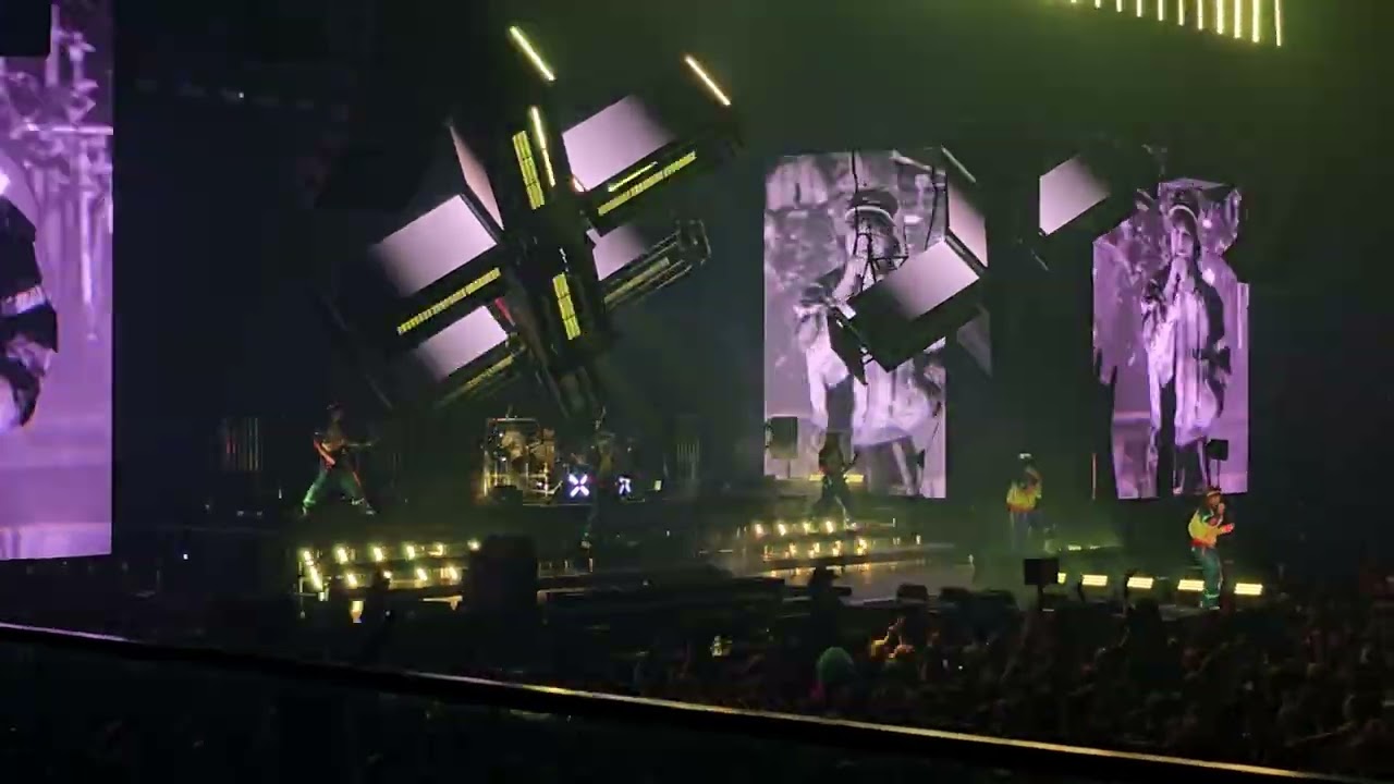 ELECTRIC CALLBOY - NEON (Live in Leipzig, Quaterback Immobilien Arena - 15.11.2025)