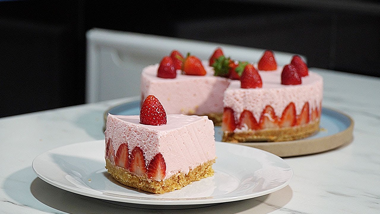Strawberry NOT a Cheesecake 5 ingredient Delight