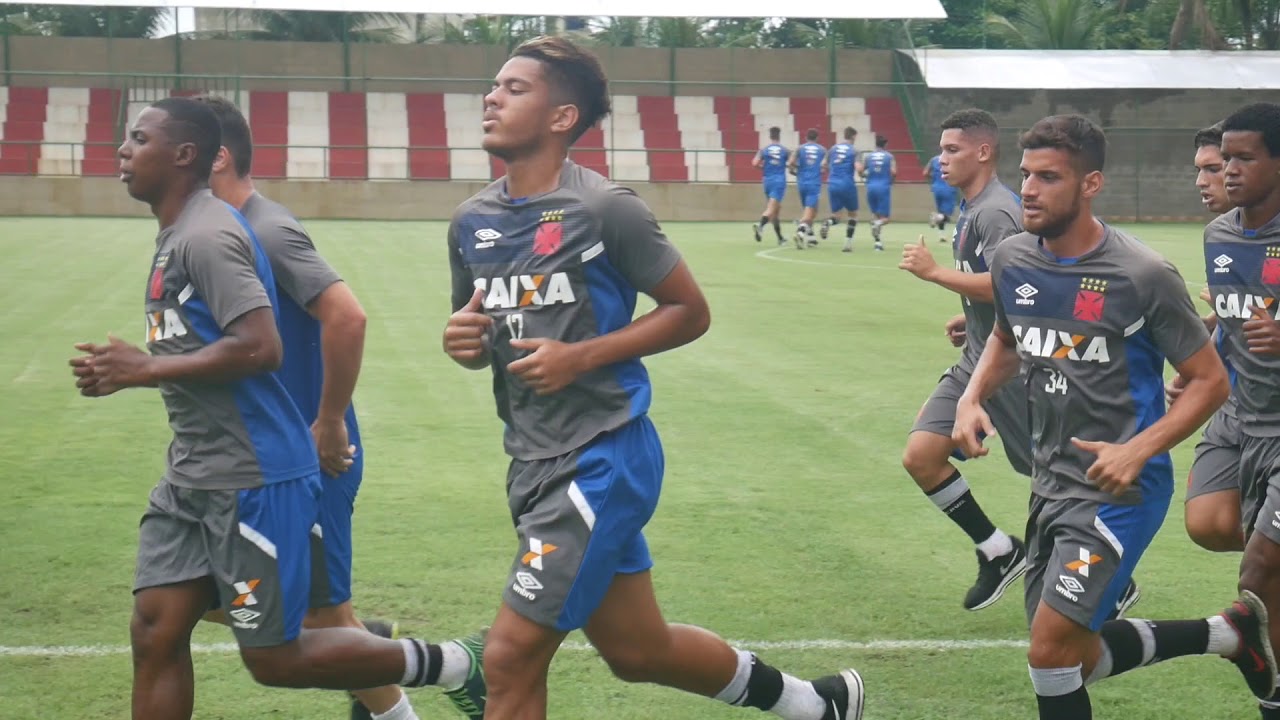 Elenco do Vasco inicia pr&eacute;-temporada em Vargem Grande