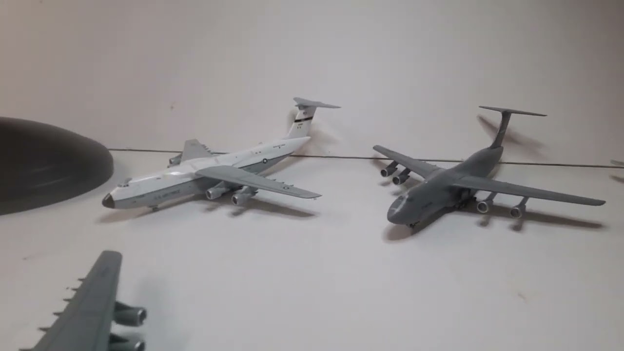 Gemini Jets C5 Galaxy and Dragon wings 1/400 scale   Dedicating this video to MSP  aviation