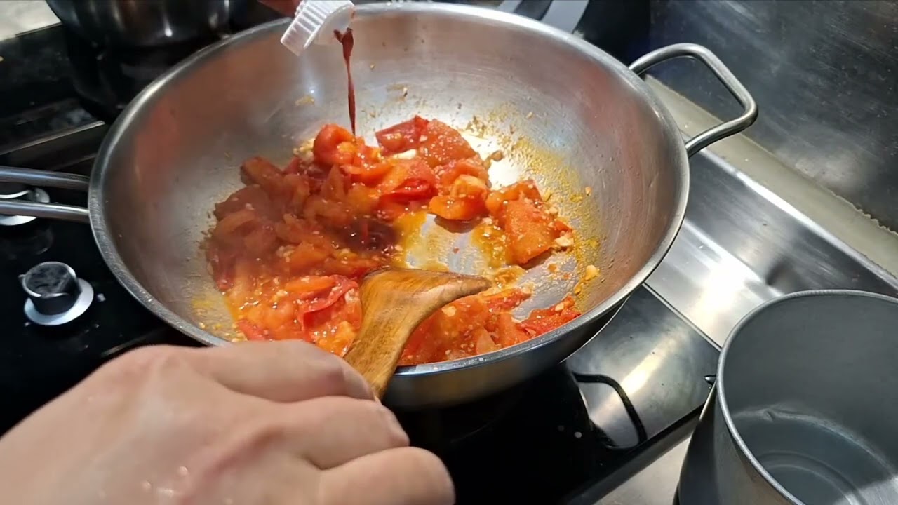 Tumis Tomat sayur telor untuk majikan taiwan 