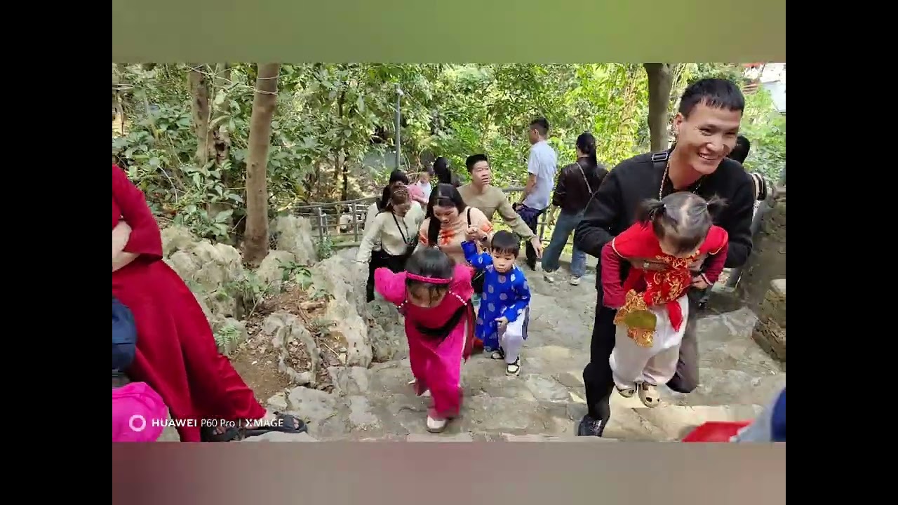 Khánh Linh - Minh Đức đi lễ chùa đầu năm (Chùa Thầy 2026) 