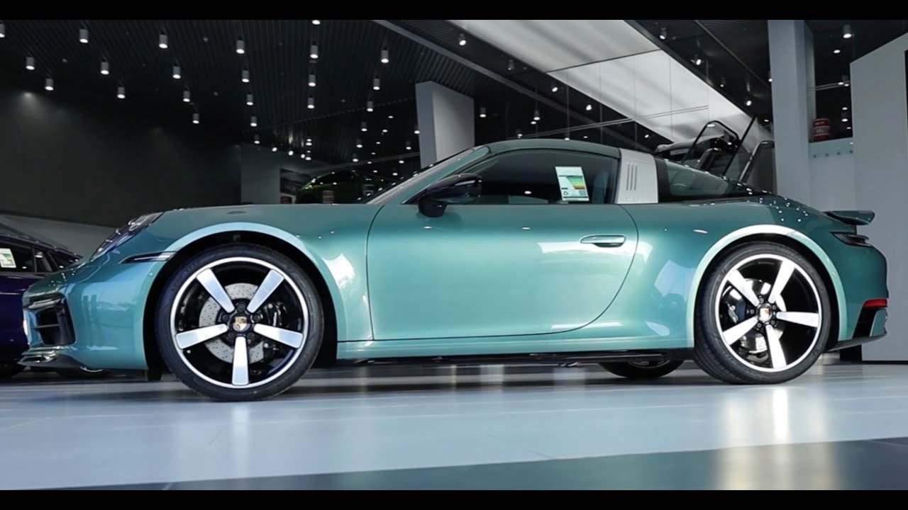 Targa 911 4S 2023 Racing green metallic