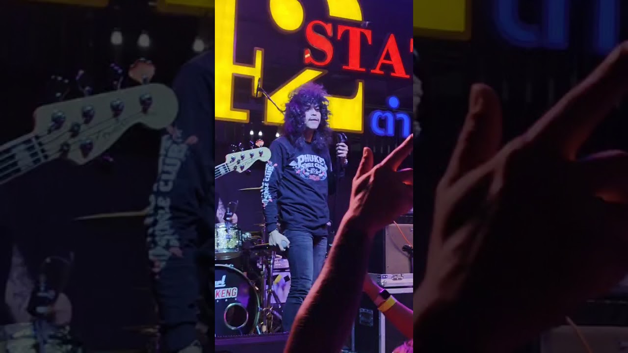 🎤ไวรัลสุดๆ ในตอนนี้! หนุ่มอิตาลีหัวใจสะตอ