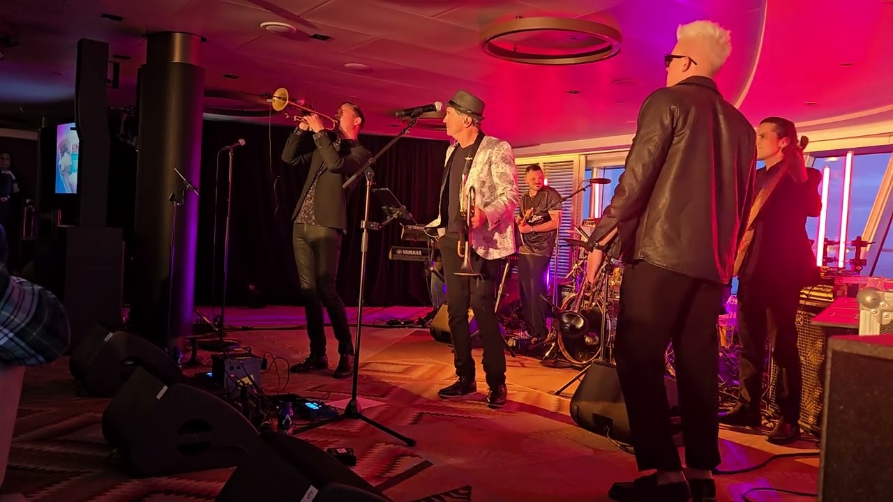 Rick Braun and Ilya Serov live at Rick's Cafe MS Rotterdam Dave Koz Cruise