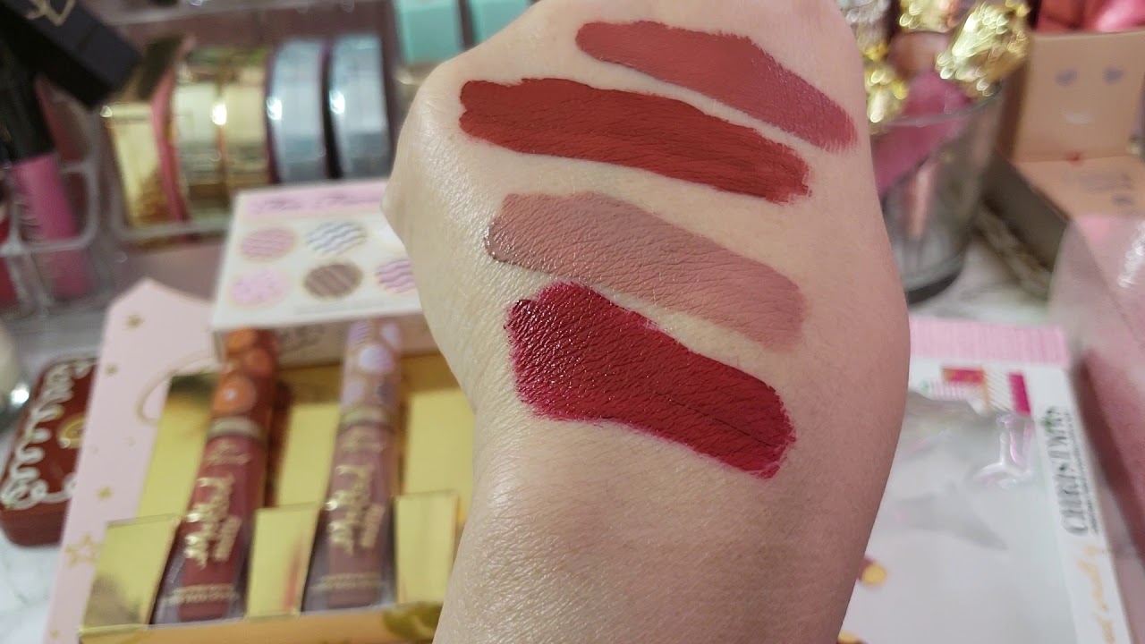 Распаковка праздничной коллекции Too Faced