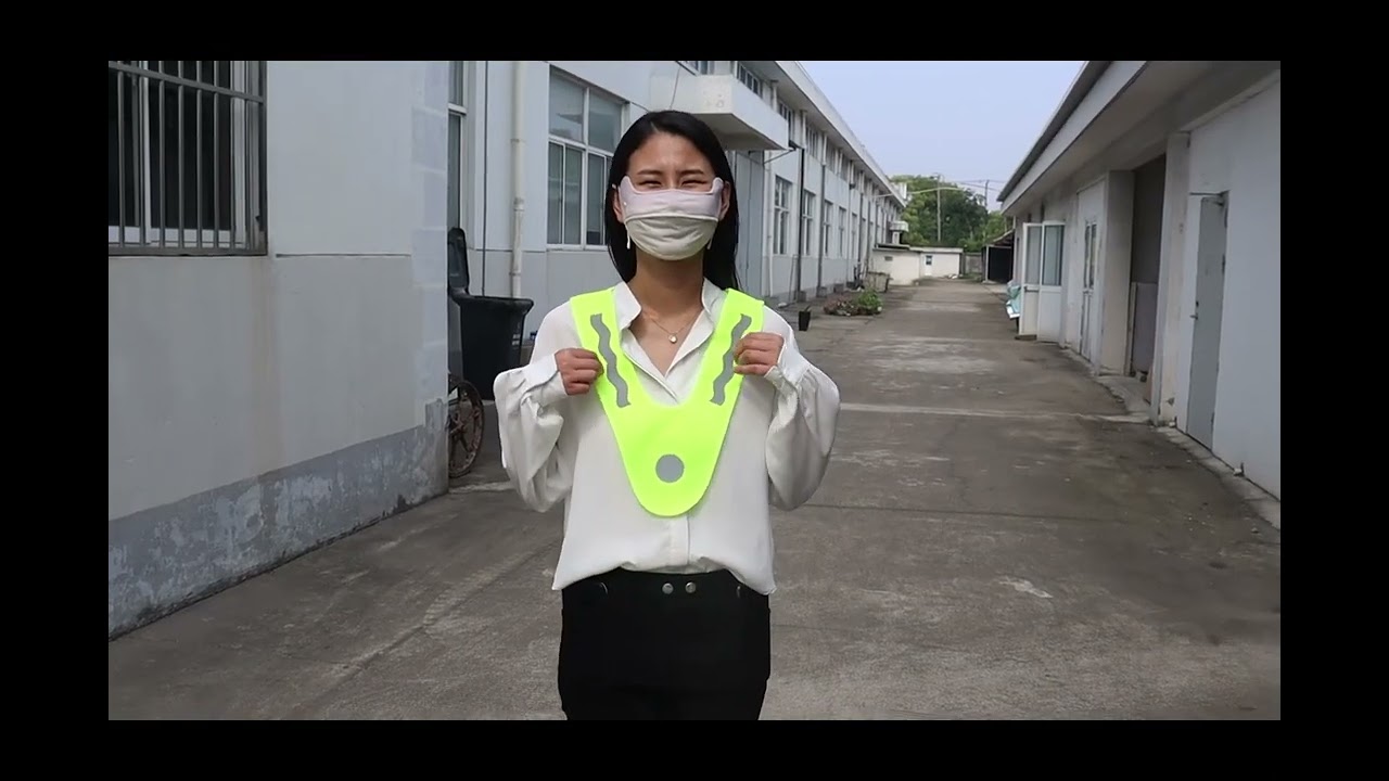 Wear reflective clothing,travel the safe path 😎