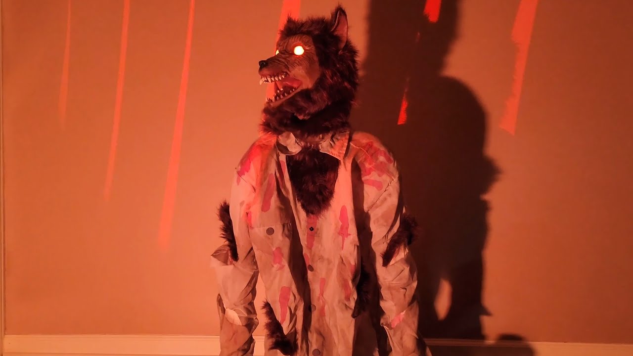 Tekky Design Haunted Hill Farm 2024 Animated Howler Light/Dark Demo