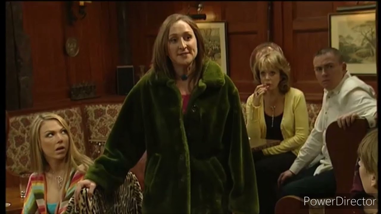 Classic Emmerdale- Nicola Vs. Laurel (Nicola Give Home Truths To Villagers At The Woolpack)(12/3/06)