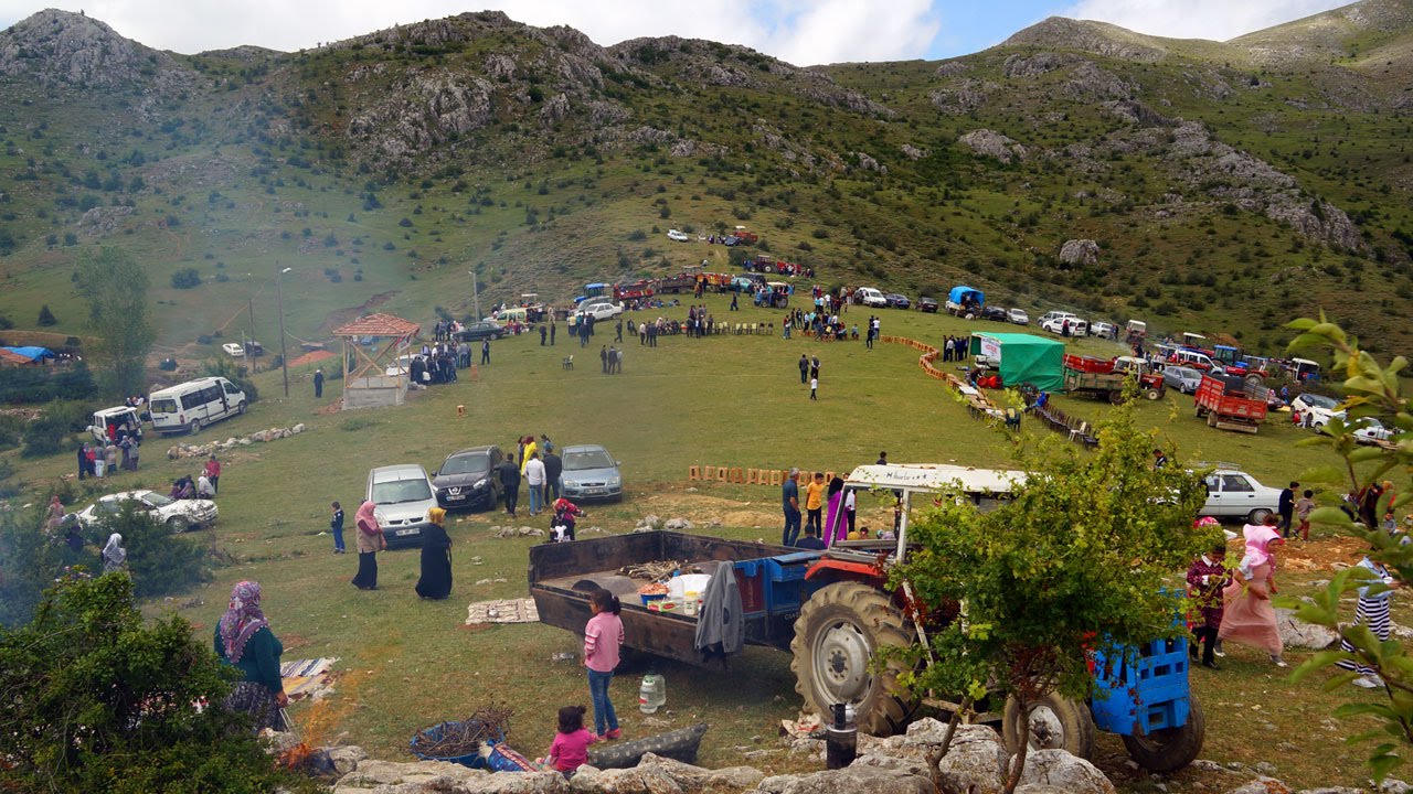 ELMALI ÇİFTLİĞİ 4'NCÜ YAYLA ŞENLİĞİ