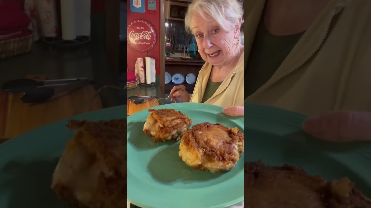 Smother Fried Chicken. Cooking with Brenda Gantt