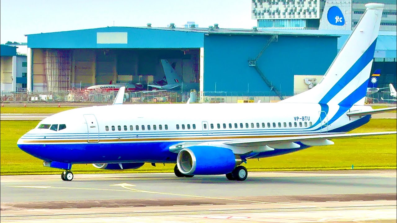 Lucky day! Last Spotting of the year 2025… - 9 Minutes Singapore Seletar Airport Planespotting ✈️ 