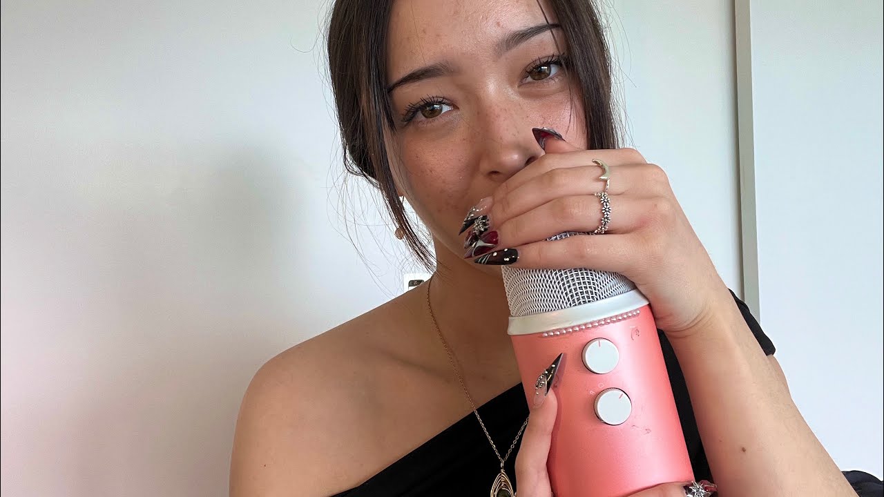 ASMR Cupped Close-Up Whisper Ramble