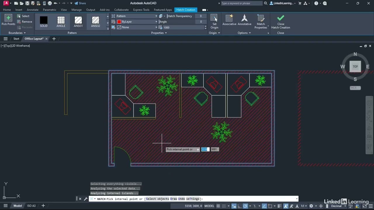 47. Using Grips and Grip Editing in your AutoCAD drawings
