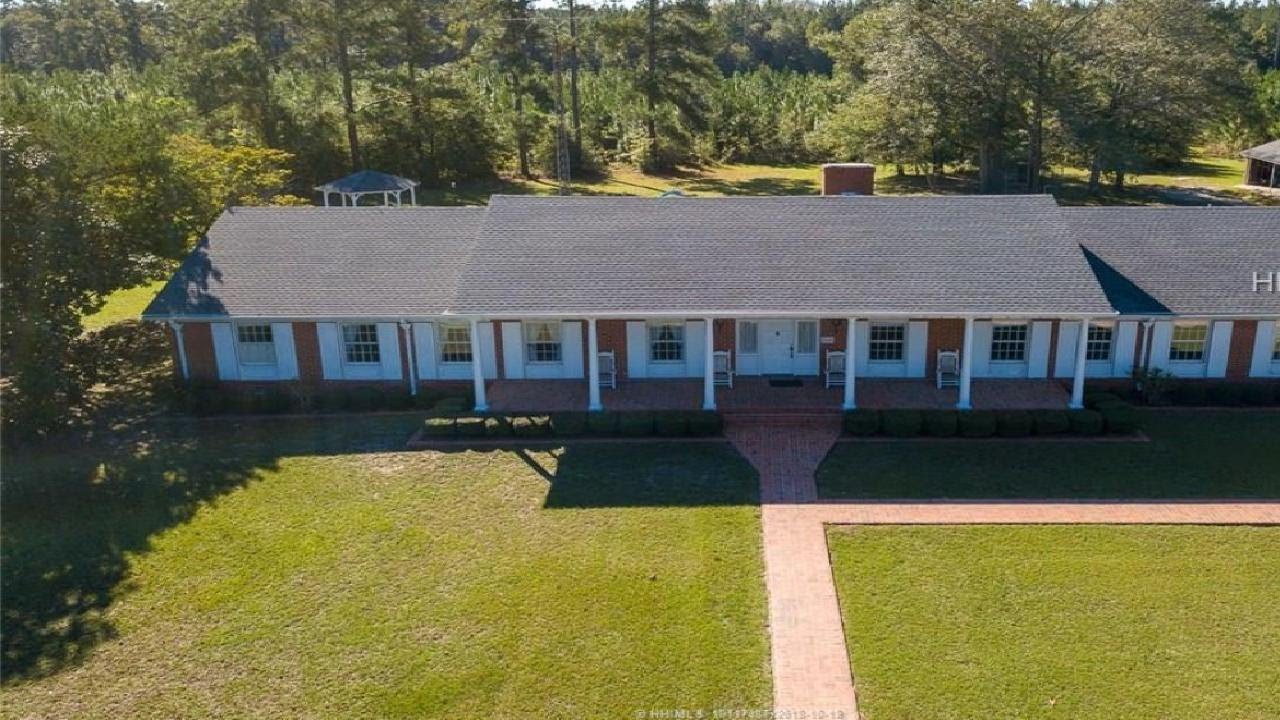 965 Luray HIGHWAY, Hampton, SC Presented by Dean St Hillaire.