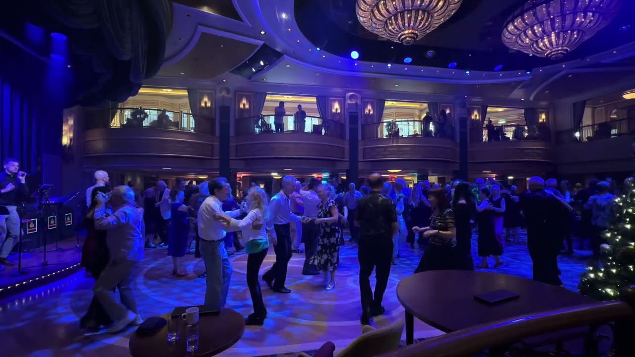 Cunard Queen Elizabeth 2026 New Year. Queens Room Musicians, Can't Take My Eyes Off You