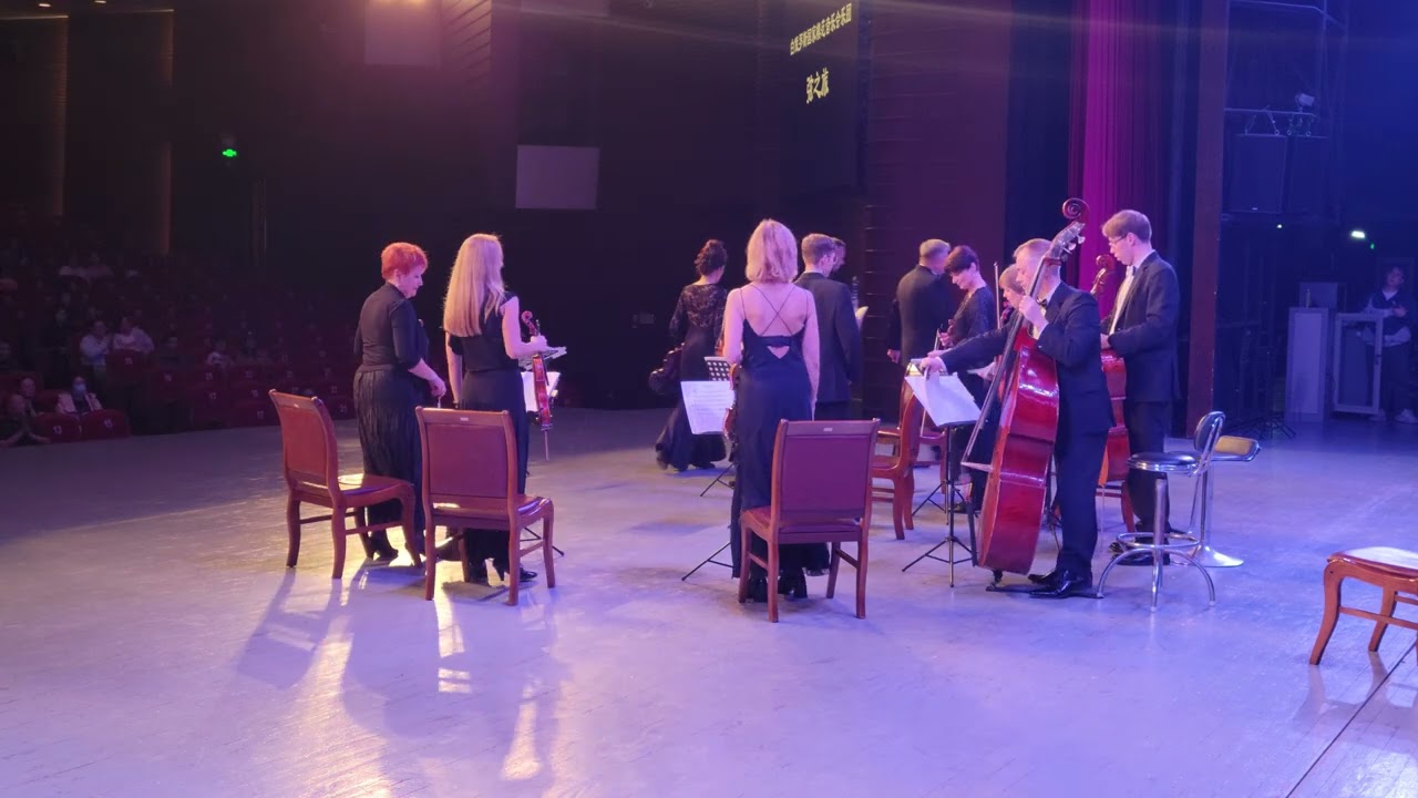 С.В. Рахманинов - Итальянская Полька. Tongxia Theatre