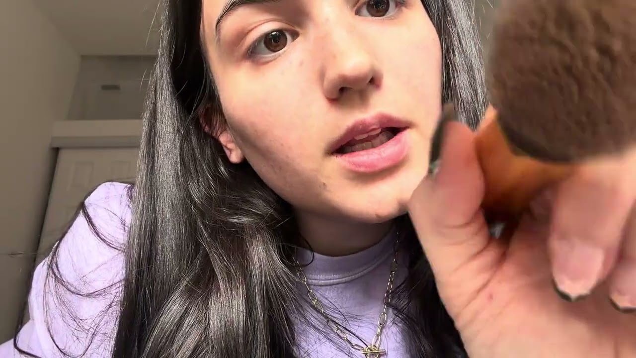 ASMR Doing Your Makeup (Fast)