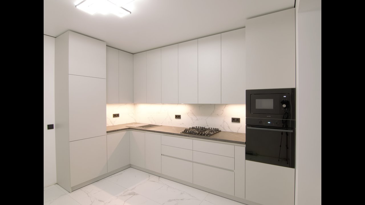 Кухня в новобудову. Стриманий практичний дизайн. Вмонтована техніка. 2 5420128322438859318 (552)