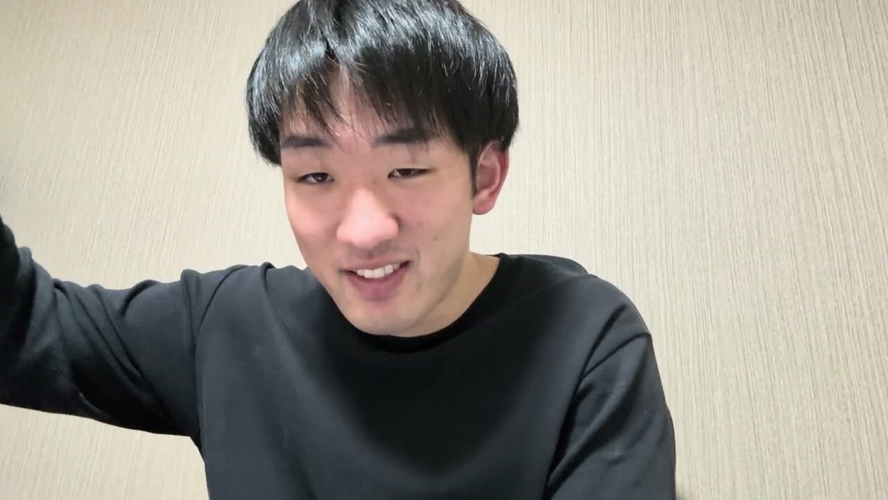 夜中の2時にお腹空きすぎて頭の中はマックでいっぱいの様子