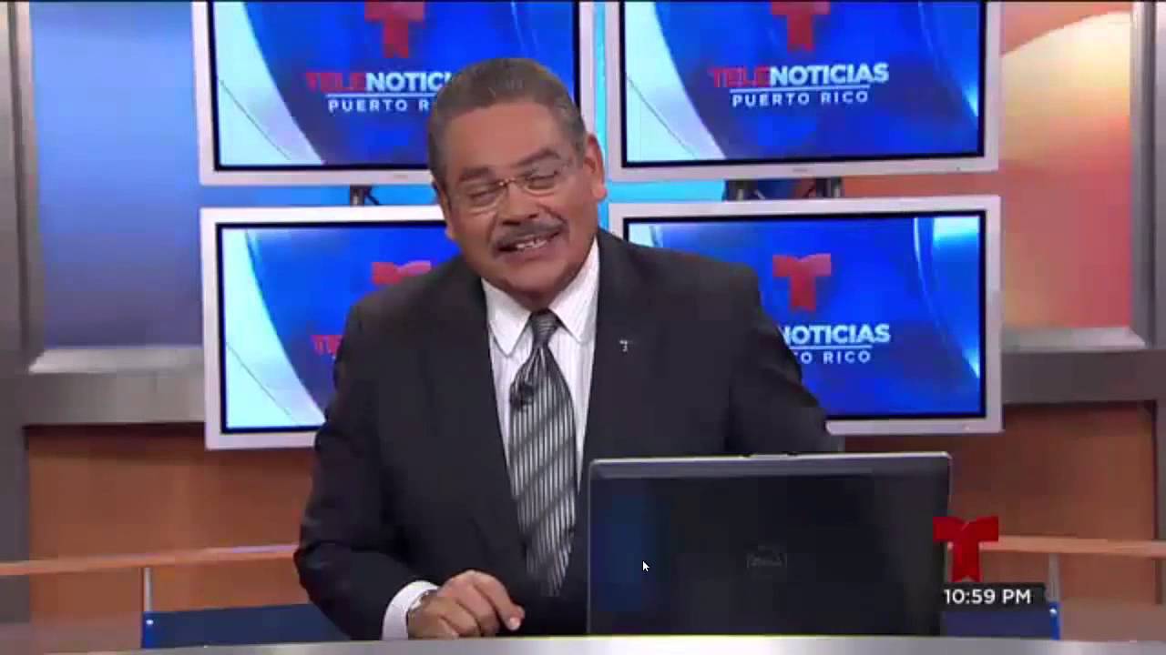WKAQ Telenoticias 10PM Close - 2/13/15