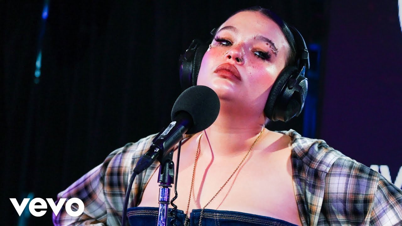 Lola Young - Manchild (Sabrina Carpenter cover) in the Live Lounge
