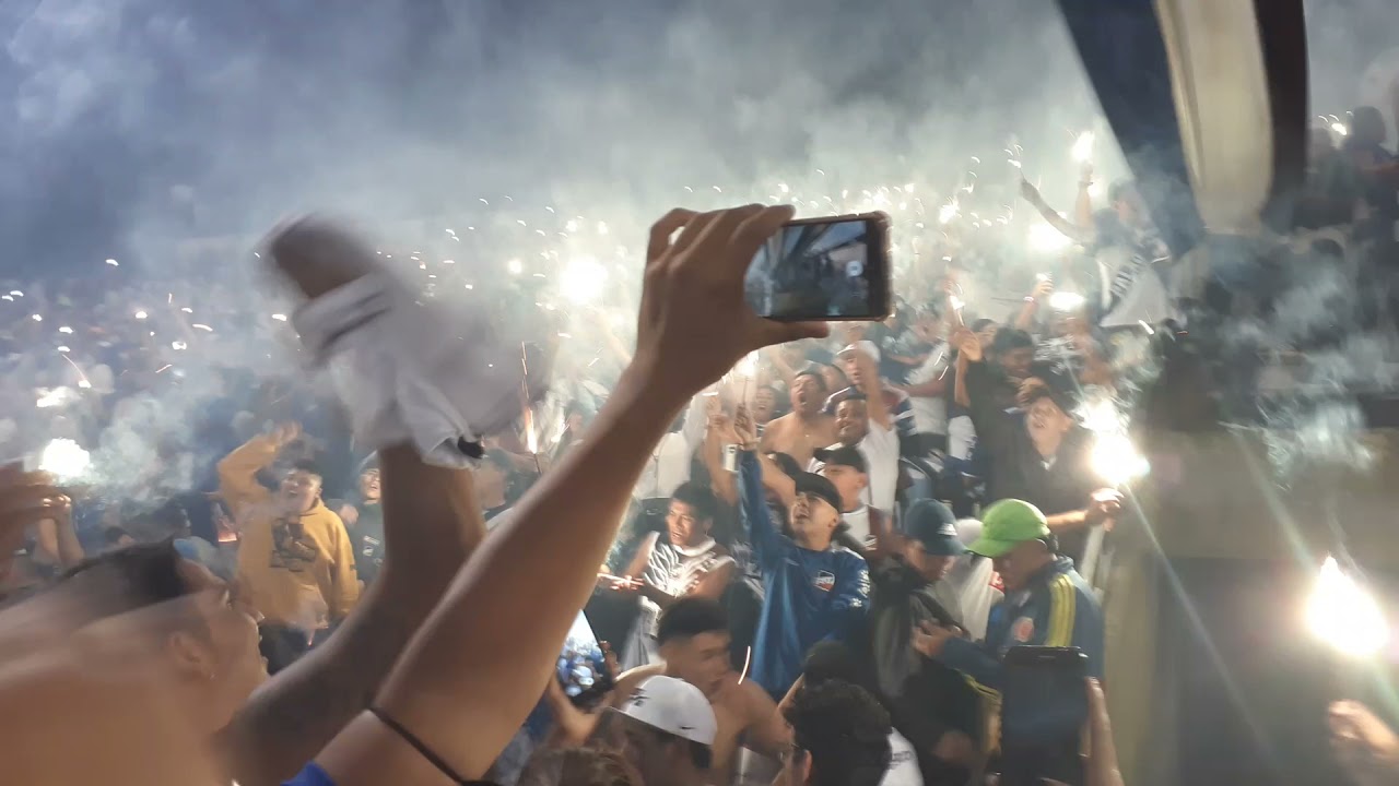 yo te voy a alentar como todos los a&ntilde;os..🎶Hinchada Antoniana