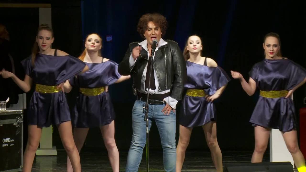 Boris Kosmac alias Tina Turner iz  Tvoje lice zvuči Opasno