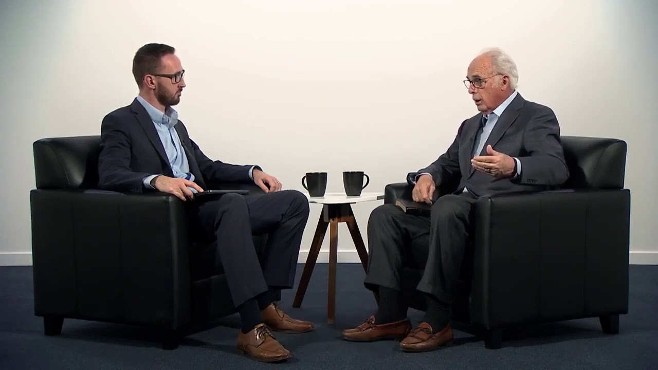 ¿Cristo murió por todo el mundo? ¿Expiación limitada o ilimitada? | John MacArthur