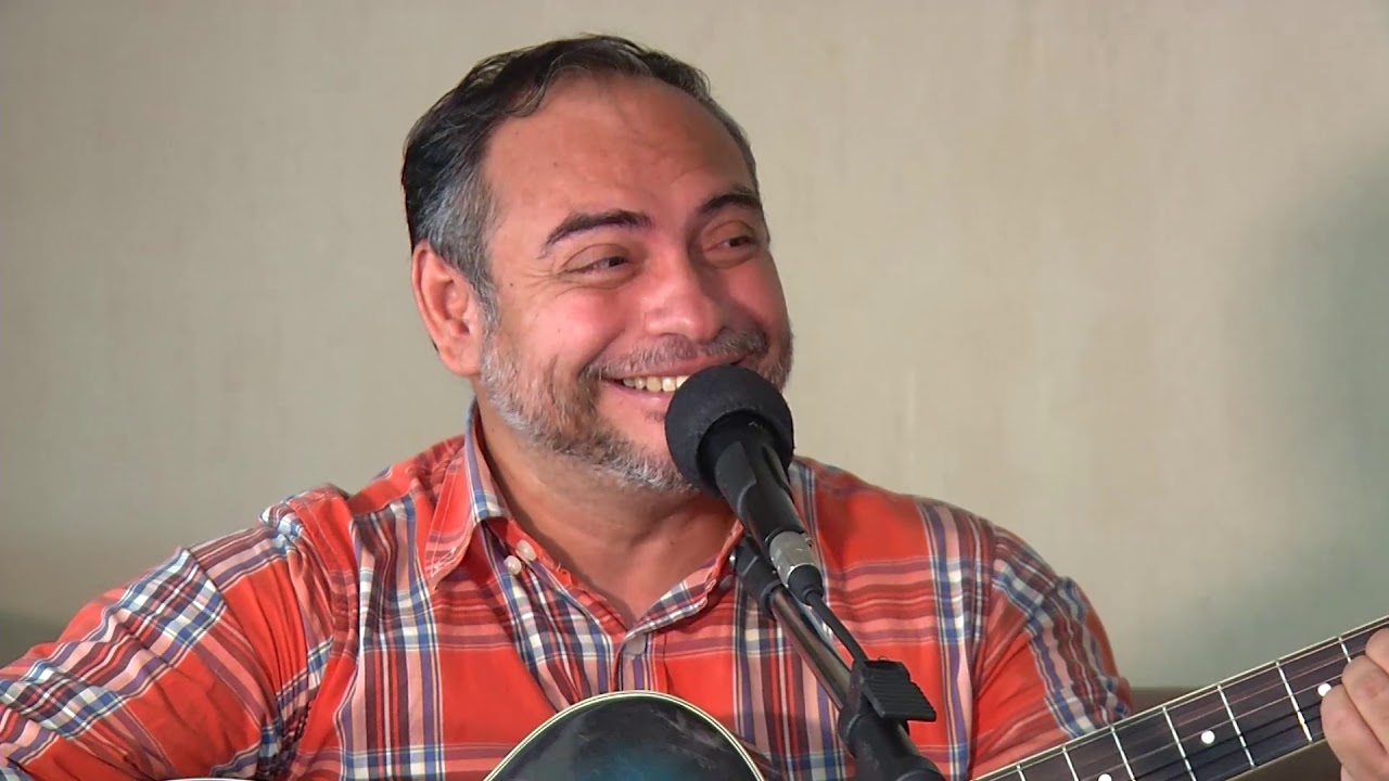 Entrem&uacute;sica com ANDRE PASSOS