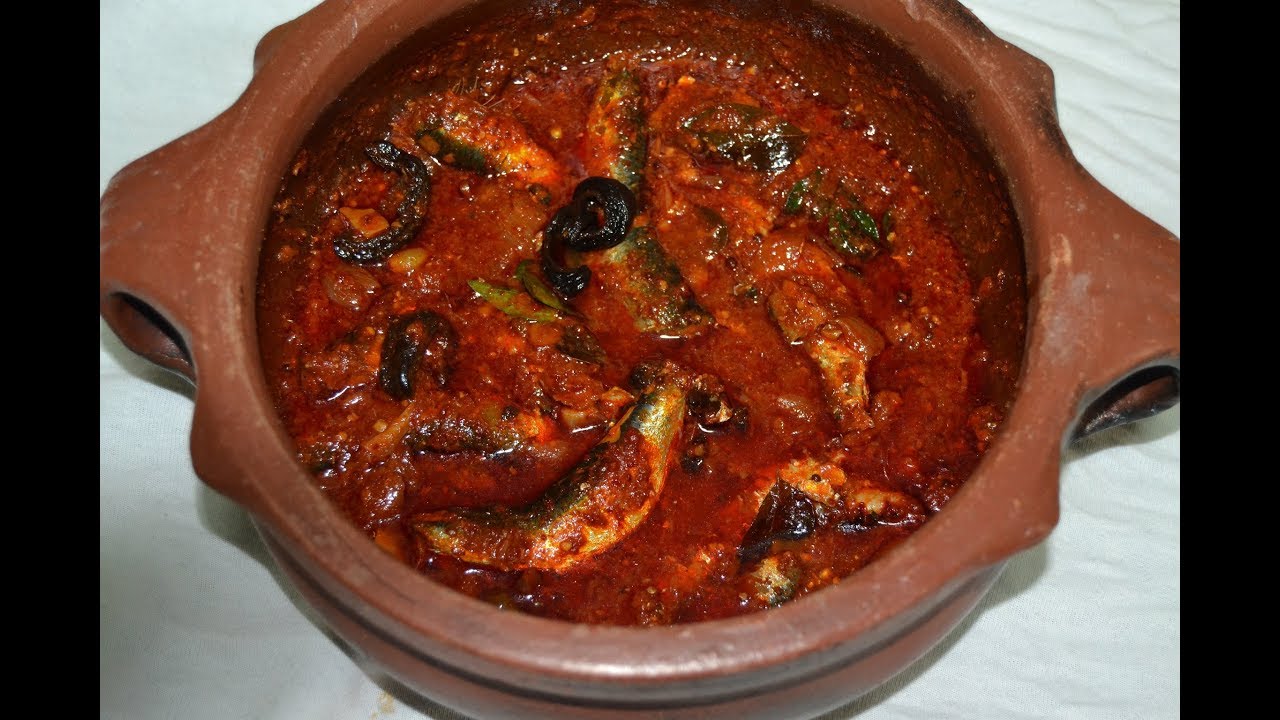മത്തി /ചാള മുളകിട്ടത് !!! Spicy Sardine Curry !!! Alleppey style !!! Kashmiri fish curry !!!