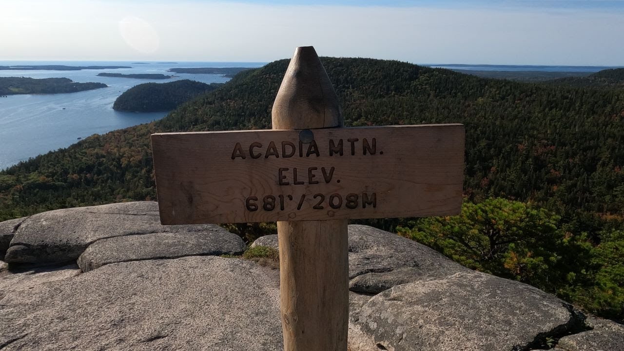 Acadia National Park | Hiking Acadia Mountain Trail to Acadia MT.