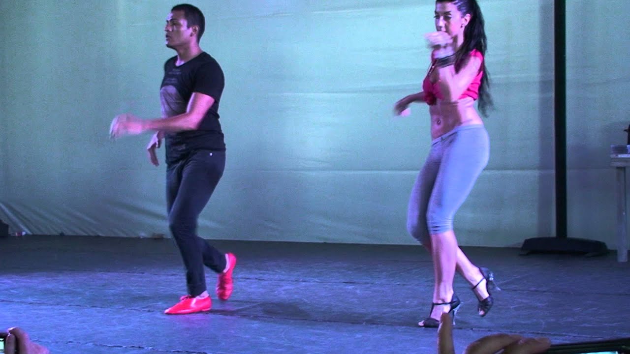 Taller de Adolfo Indacochea y Carla Voconi en Benidorm Salsa Festival 2011
