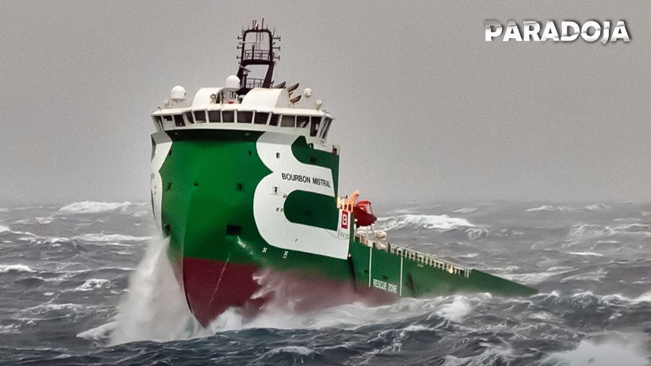 Un DISEÑO de BARCO REVOLUCIONARIO que cambiará la industria. Barcos con proa invertida X-BOW