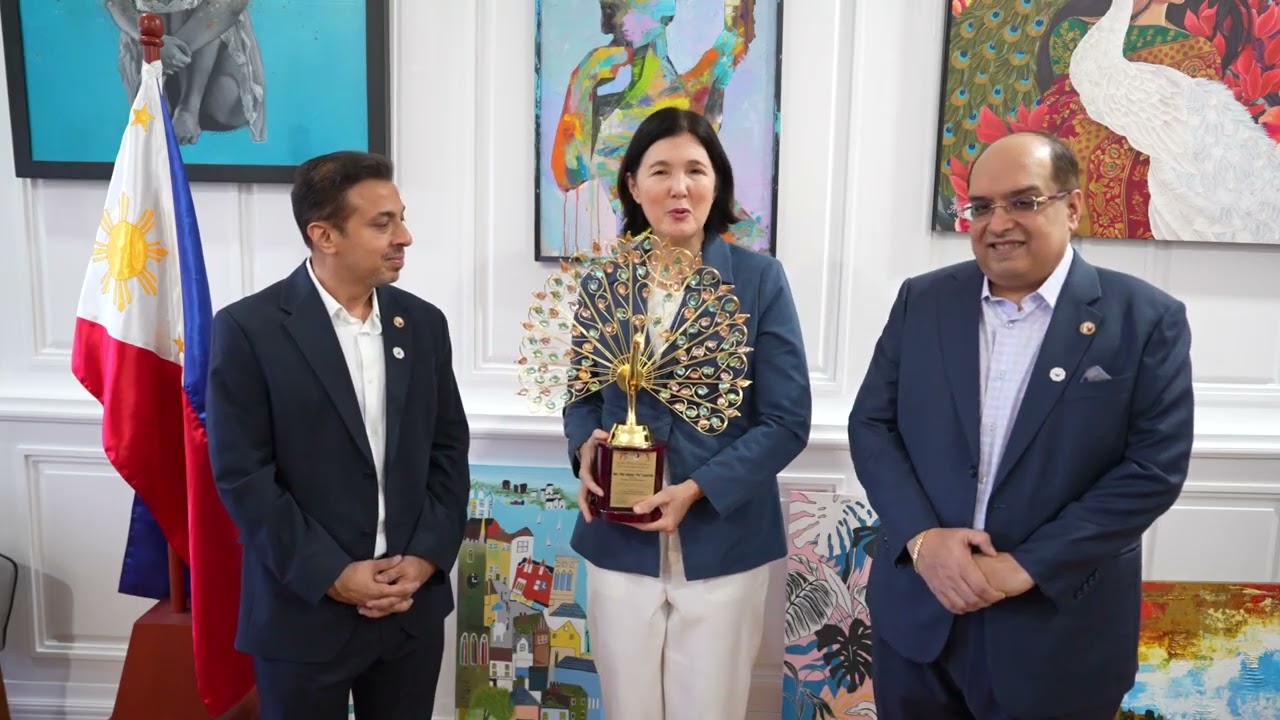 Senator Pia Cayetano Receives the Golden Peacock Excellence in Government Service Award 2025