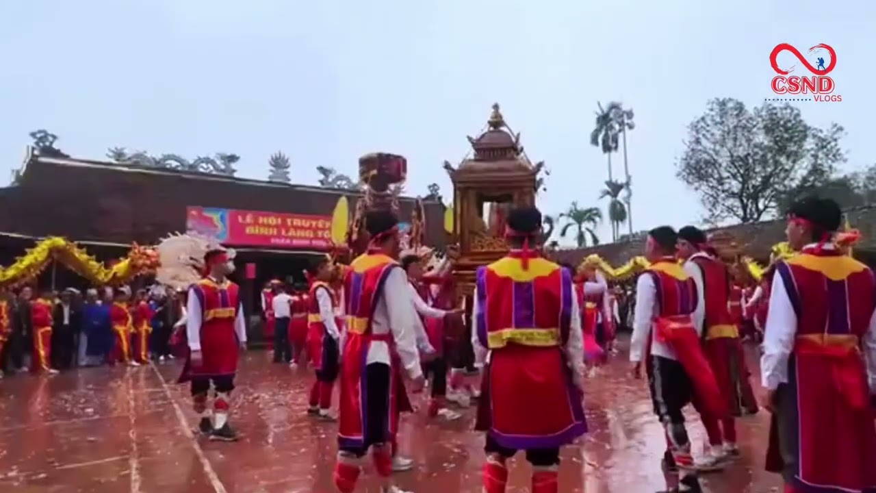 Lễ Hội Truyền Thống Làng Tốt Động | Sân Đình Trong Ngày Mưa – Hào Khí Từ Trận Chiến Lịch Sử