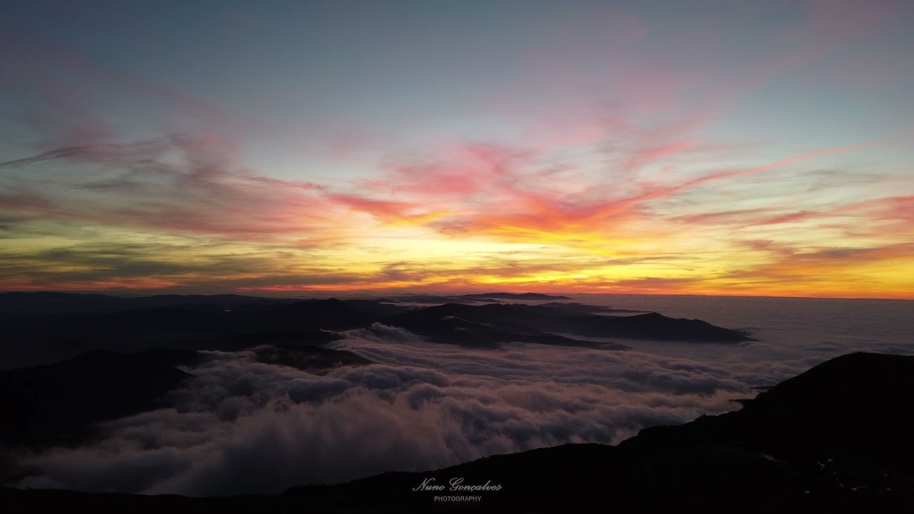 Sunset Serra da Estrela | 4K | Red Sky