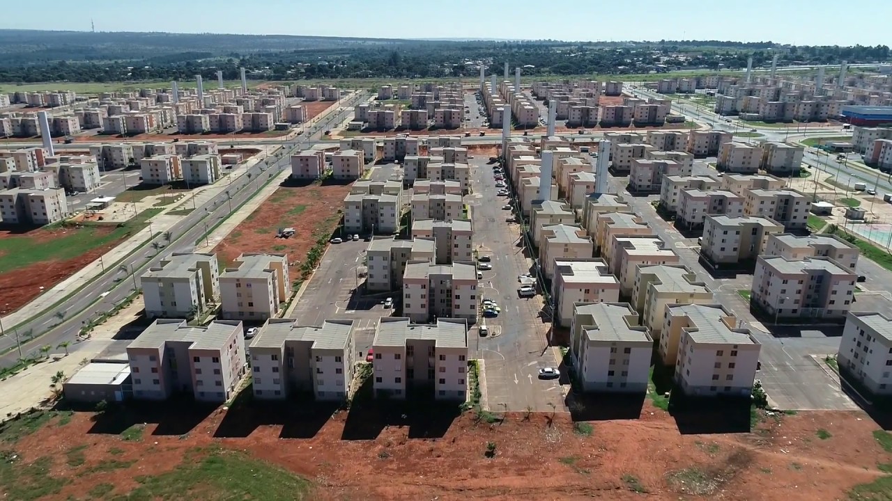 DRONE sobrevoa o PARANOÁ PARQUE - Paranoá/DF