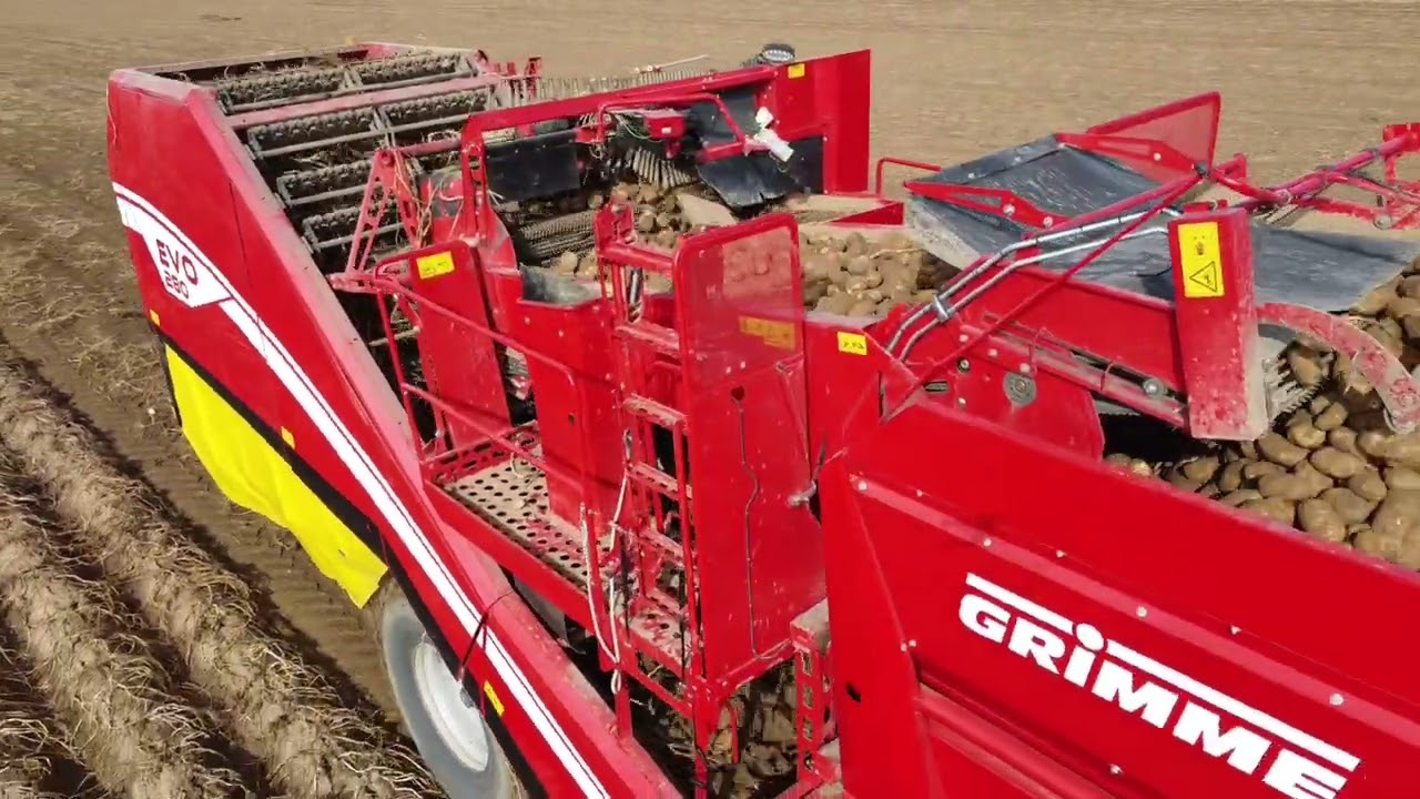 Kartoffel Ernte mit 2× Fendt 724 + Grimme Evo 280 [ Lohnunternehmen Drießen ]