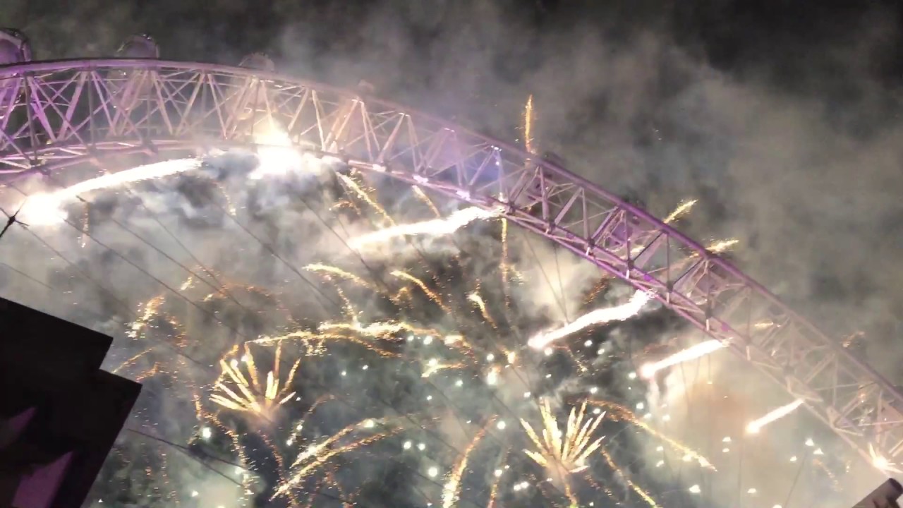 London Fireworks 2017 - New Years Eve's Fireworks. (Unique view from behind the Eye)