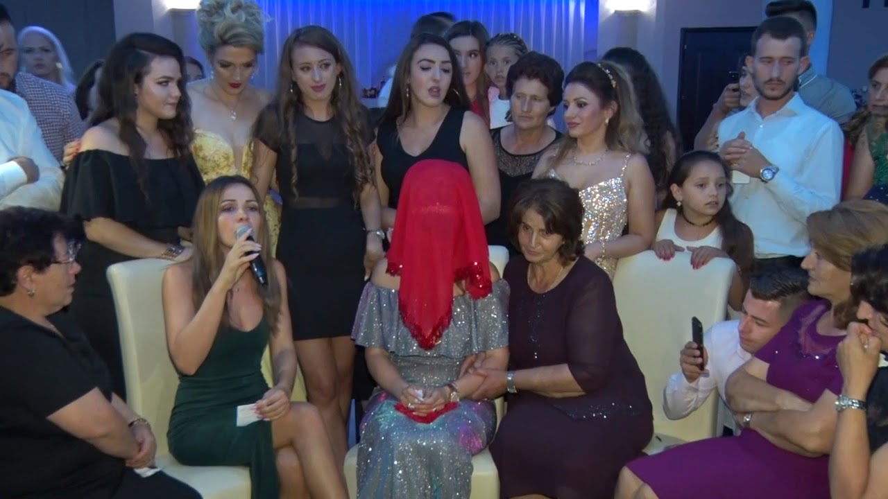 2017 Vaji i Nuses kur kendon Mimoza Shkodra kanen  / Dafina & Dardani  LIMI VIZION