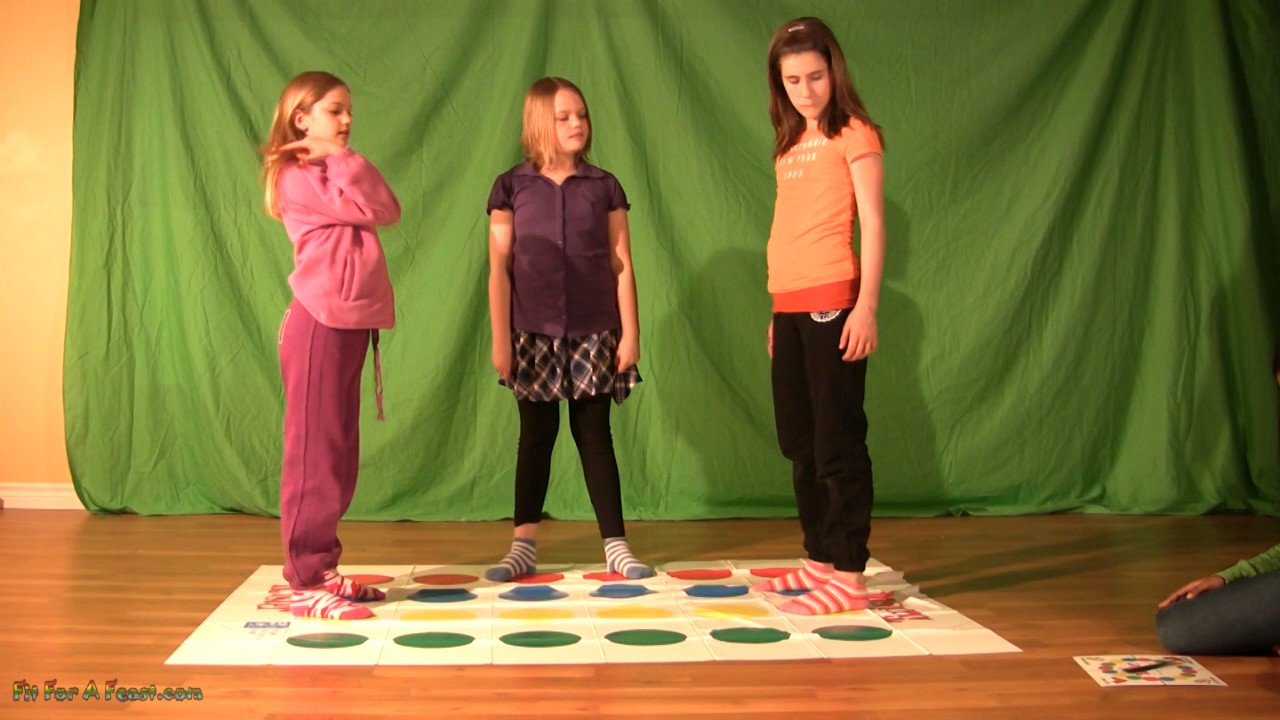 Twister - See Sloane & Katrina Play and Teach the Game
