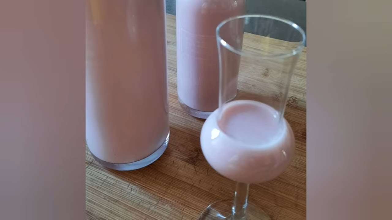 Crema di liquore alle fragole ricetta facile!